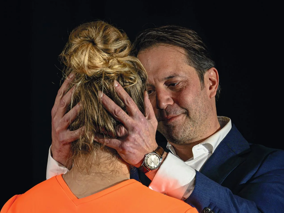 Roos Schlikker en Erris van Ginkel over voorstelling De Kus