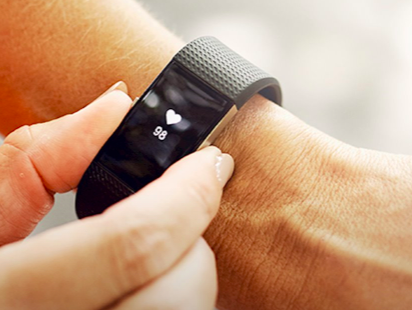 Radboudumc smartwatch tegen hartaanvallen, bellen met cardioloog van Radboudumc Judith Bonnes