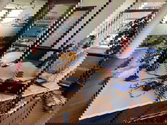 "Luisteren, luisteren, dat doen we in het inloophuis"