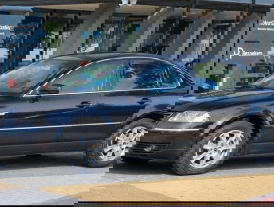 Wie heeft de auto van Willem Holleeder gekocht?