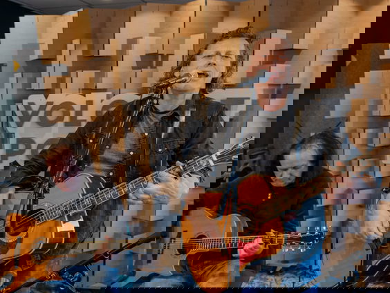 Volgspot Podium: 'Spel zonder grenzen' - Syb en Peter van der Ploeg