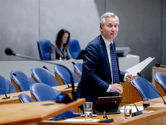 Jaap Friso begint twitteractie voor staatssecretaris Eric van der Burg