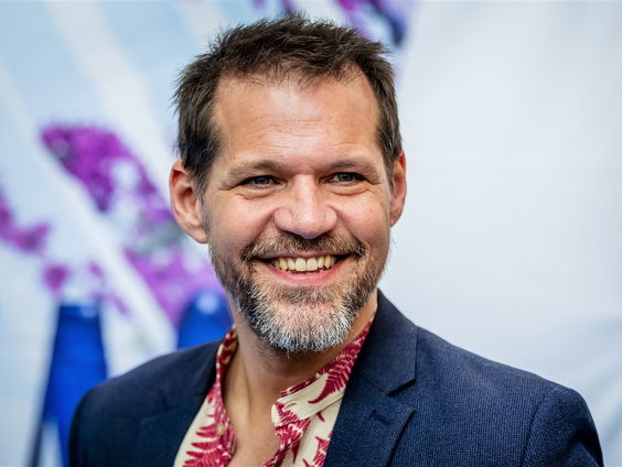 René van Kooten speelt een van de hoofdrollen in de musical 'Mamma Mia!'