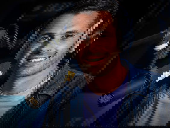 Naar de kerk: Jurjen belt met Hannah