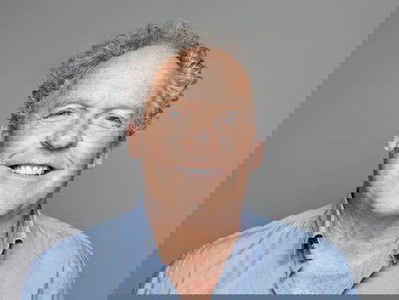 Bert Visscher roept de hulp van zijn fans in voor zijn laatste solovoorstelling!