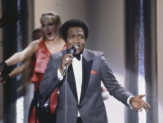 Oscar Harris viert zijn verjaardag met groot concert