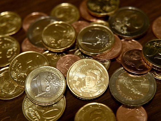 Geld lenen via crowdfunding. Dat klinkt leuk, maar let op deze gevaren!