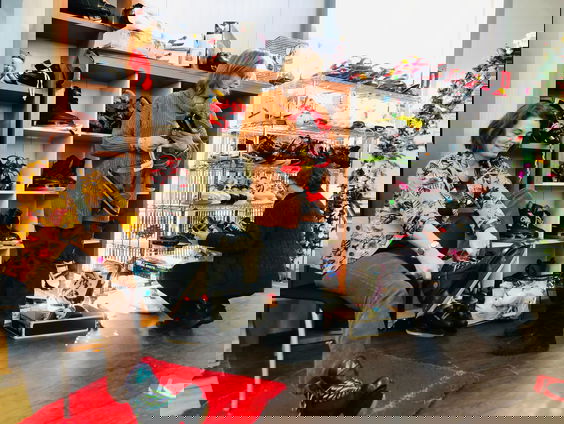 Schaatskoorts in Nederland, drukte bij kringloopwinkels