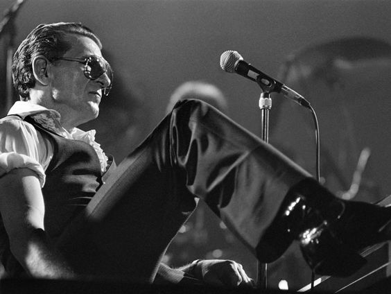 Een monument voor Jerry Lee Lewis