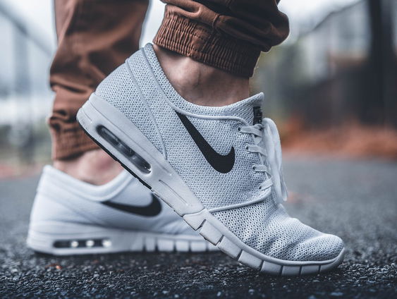 Waar wringt het schoentje?