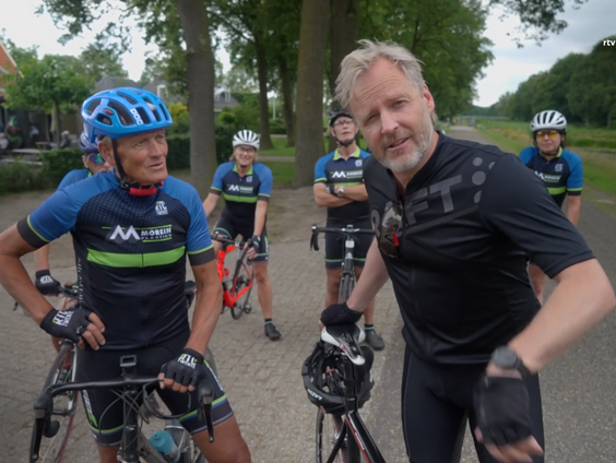 Andre van der Zee neemt je in 'De Fietsclub' mee door Overijssel