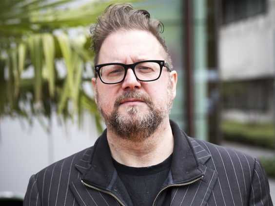 Martin Koolhoven viert 70 jaar James Bond met een tour