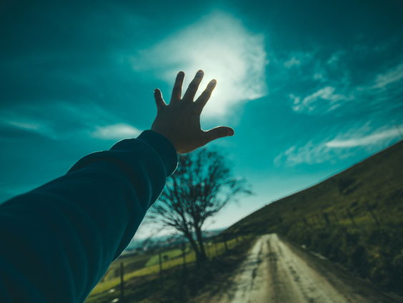 Ontstaan na een tragische gebeurtenis: 'Take my hand, precious Lord'