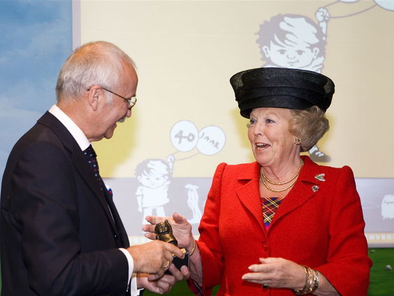 Van nu naar toen: Beatrix sinds 1980 beschermvrouwe van Jantje Beton