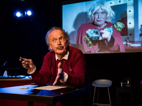 De Theatertroep neemt het Betty Asfalt Complex over