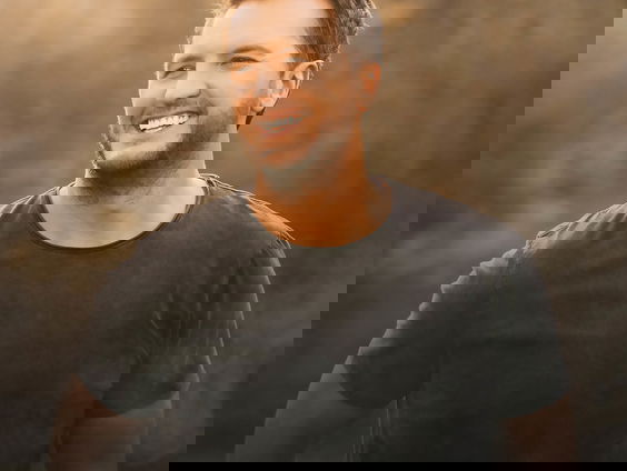 Country Roads: Luke Bryan