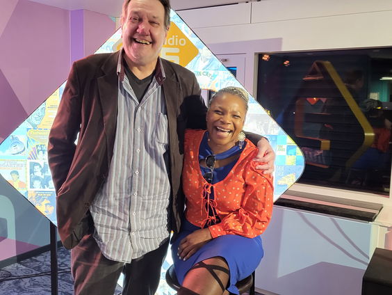 Glenda Peters zingt voor de koninklijke familie