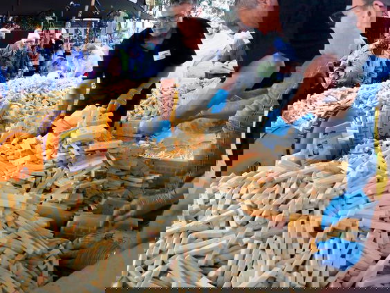 Woerdense kaasmakers gaan voor het wereldrecord ‘grootste kaasplank’!