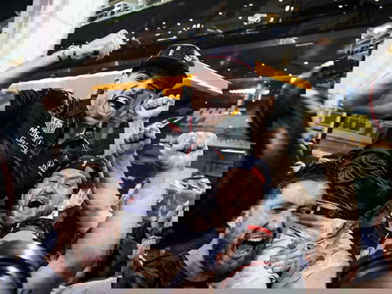 Tom Coronel zag Max Verstappen voor z'n neus kampioen worden