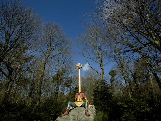 Wij lossen het stroomprobleem van de Efteling even op!