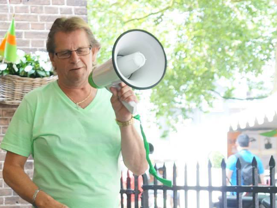 Harrie is 69 en woont in een studentenhuis