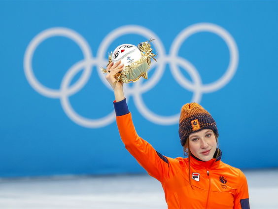 Sjinkie Knegt en jeugdvriendin Freya over Suzanne Schulting