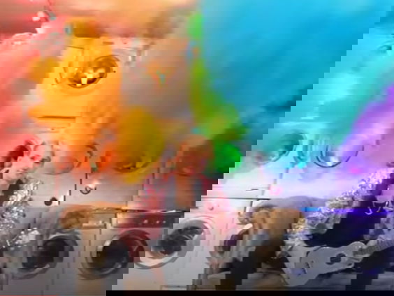 Jendrik is de Songfestivalster met de ukelele