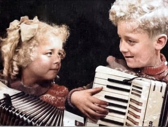 Tonny Eyk: 'Wij kregen al een uitnodiging om te spelen voor de tv toen er eigenlijk nog geen tv was'