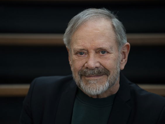 Paskal Jakobsen is gastartiest bij afscheidsconcert Rob de Nijs