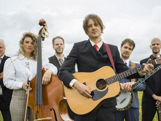 Bellen met Bertolf over zijn nieuwe album "Bluefingers", nieuwe single en documentaire