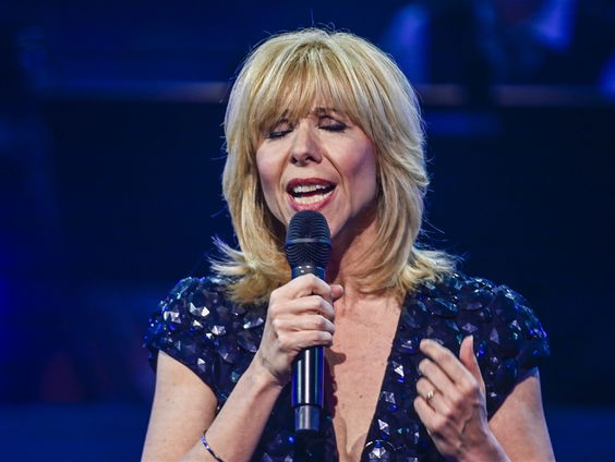 Claudia de Breij over haar liedjesvoorstelling 'Vasistas'