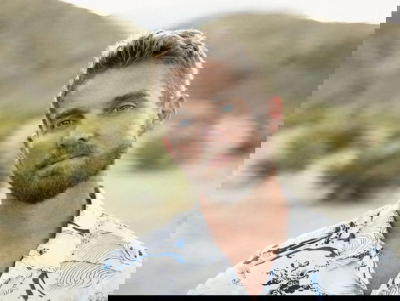 Country Roads: Brett Young