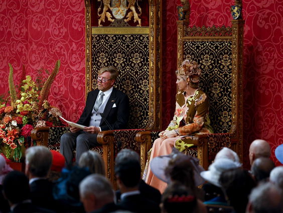 Namijmeren over de troonrede