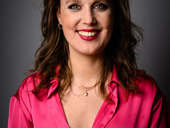 Nina de la Parra over haar femilicious kutavondje op Vrouwendag 8 maart