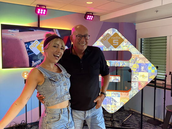 Kimberly Fransens over haar nieuwe single 'Geef Mij Maar De Helft'