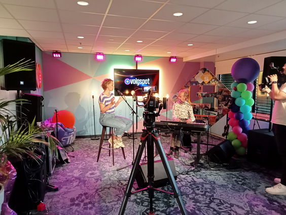 Maartje van de Wetering zingt Nooit verhuisd van Annie MG Schmidt en Harry Bannink