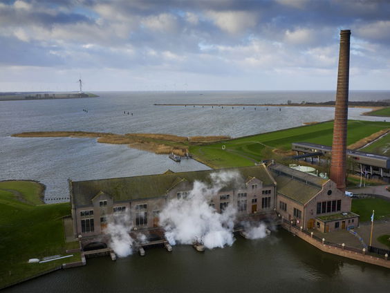 Het Woudagemaal in Lemmer draait op volle toeren