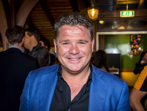 Wolter Kroes over zijn nieuwe single 'De Bierkraan'