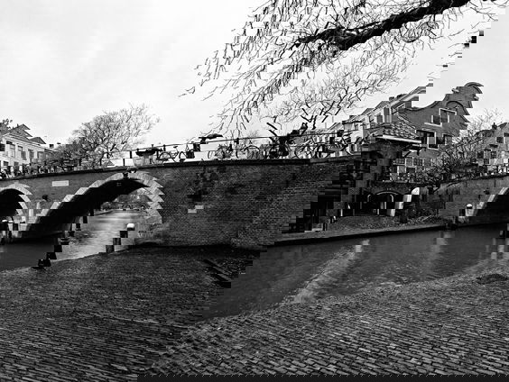 André Blom heeft een afhaalwinkel met de mooiste foto's van Utrecht geopend!