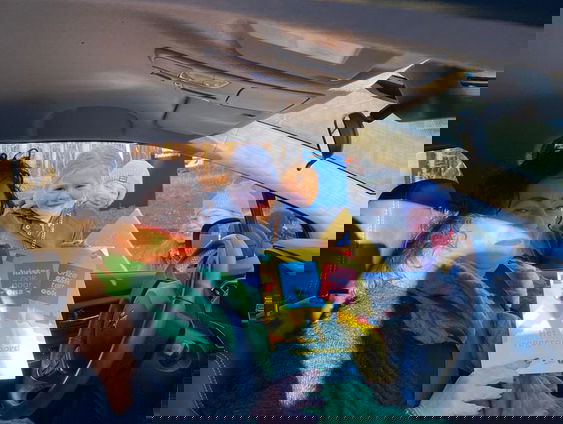 Feline (13) heeft vanochtend het kinderregeerakkoord aangeboden