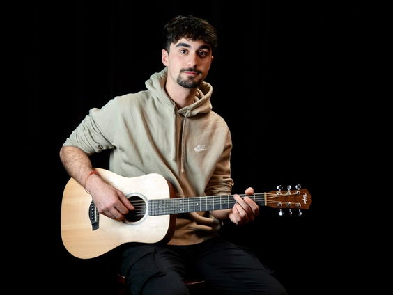 De inzending van Flevoland voor het Regio Songfestival: Abtin Salem