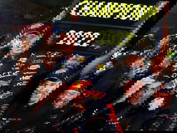 ViaPlay presentatrice Amber Brantsen over de bizarre Formule 1 race in Japan!