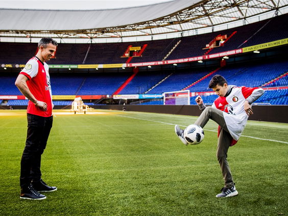 Van Persie jr. in Oranje -17: welke kinderen volgen ook hun ouders?