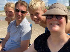 Olivier (12) en Juliette (10) beklimmen de Alpe d'Huez voor hun moeder!