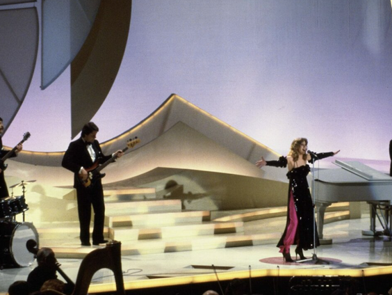 Het decor van het Eurovisie Songfestival in 1980 is te duur