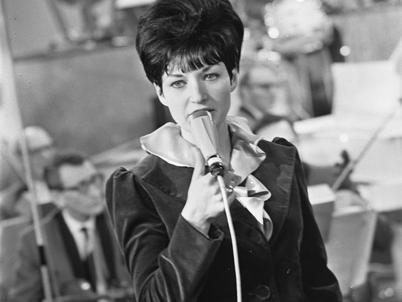 Country Roads: Sandy Posey