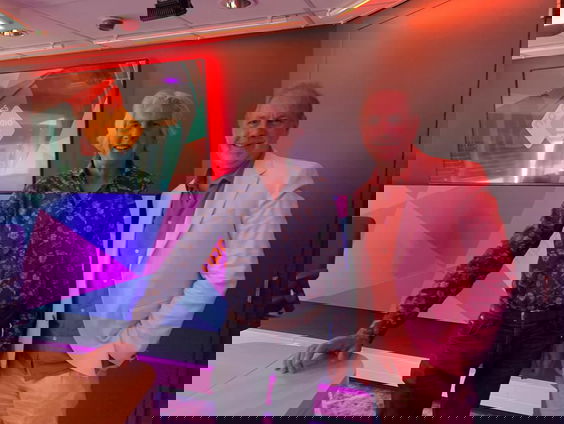 Felix prijst This is Welfare van The Dutch de hemel in en zanger Hans Croon kan zijn oren niet geloven.