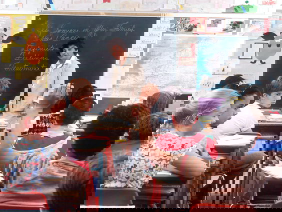 Angela Esajas is leraar van het jaar en dat is te merken!