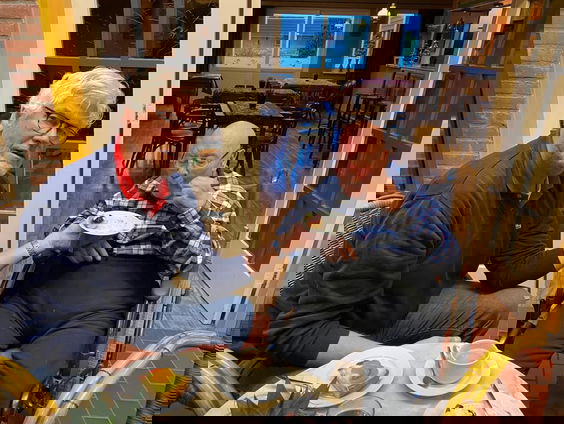 Hans heeft een plan om de druk op de zorg te verlichten