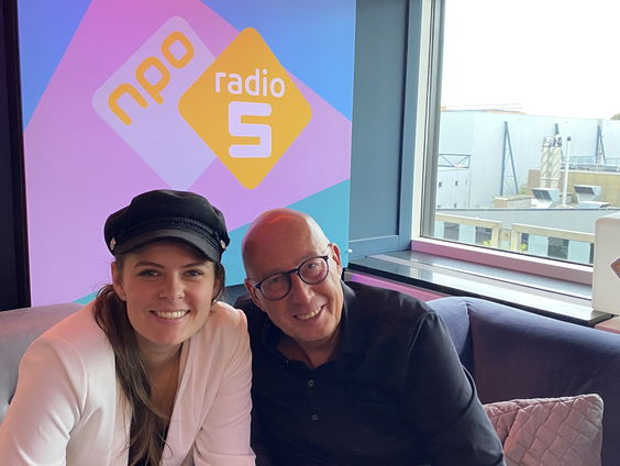 Mel & Vintage Future in de studio over de nieuwe single 'I Was Wrong'